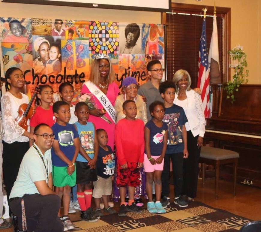Mrs. Pasadena poses with kids and guests of Chocolate Storytime